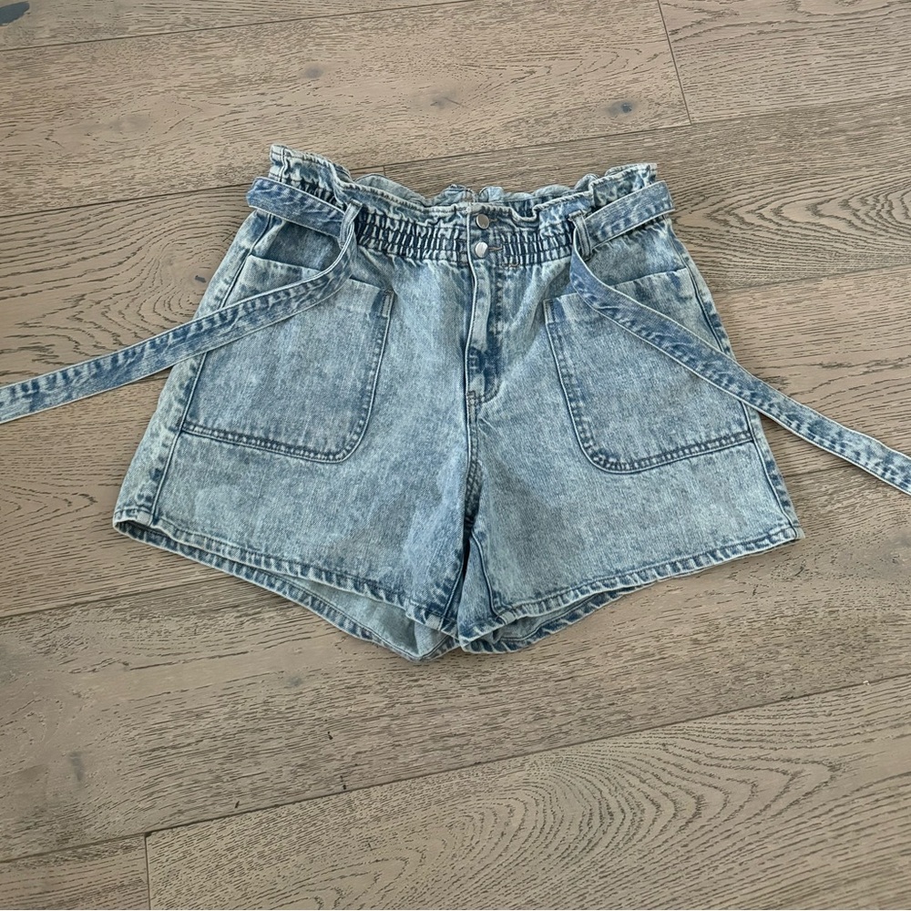 Light Wash Paperbag Jeans Shorts